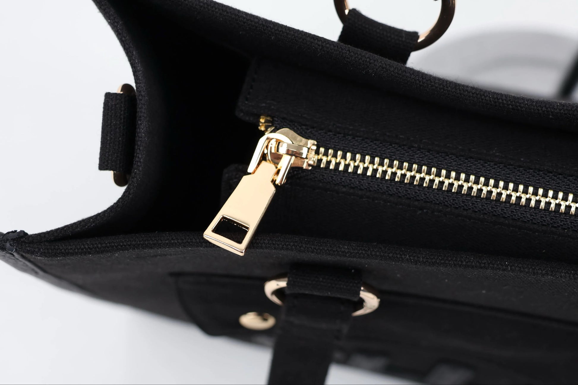 Le Quotidien - Canvas Quotidien Tote (Everyday Tote)